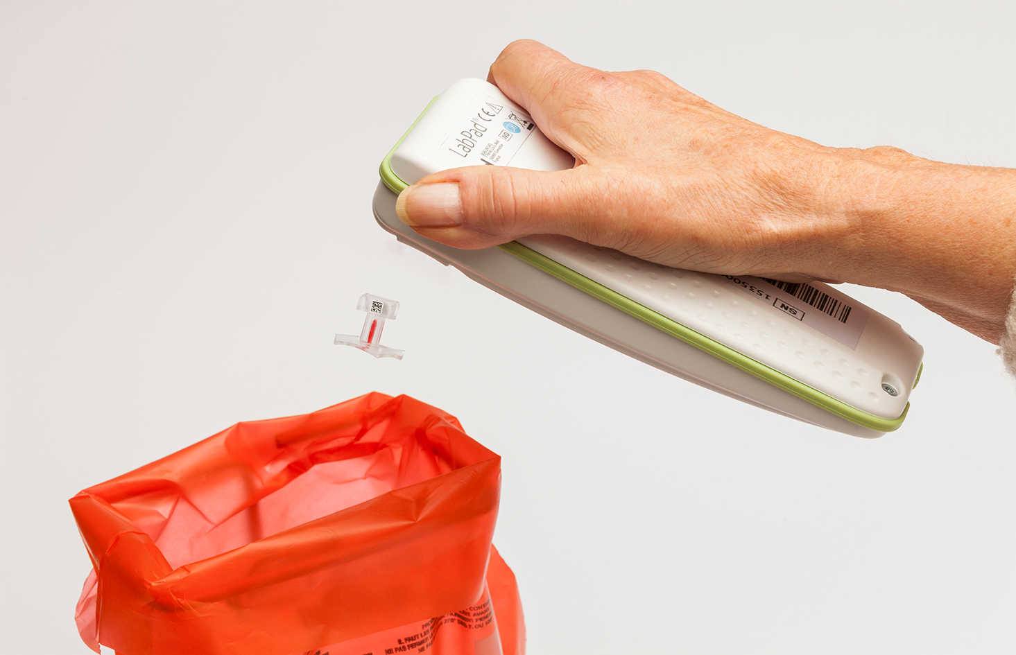 Microcuvette Tsmart® et appareil de mesure INR La microcuvette jetable de l'appareil de mesure INR